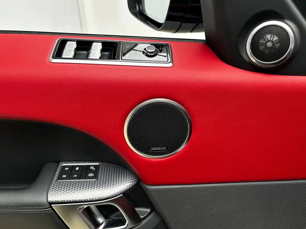Land Rover Range Rover Sport 2020 3.0 L6 SE 2019 - thumbnail 8