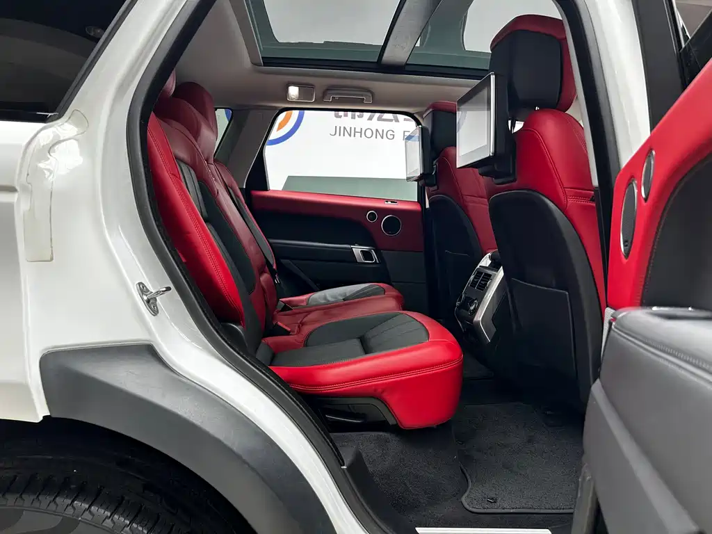Land Rover Range Rover Sport 2020 3.0 L6 SE 2019 - thumbnail 22