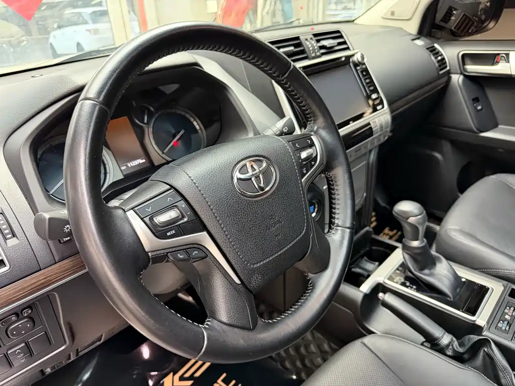 Toyota Prado 2018 3.5L Automatic TX-L NAVI Rear Spare Tire 2020 - thumbnail 15