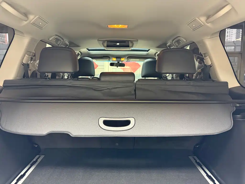 Toyota Prado 2018 3.5L Automatic TX-L NAVI Rear Spare Tire 2020 - thumbnail 30