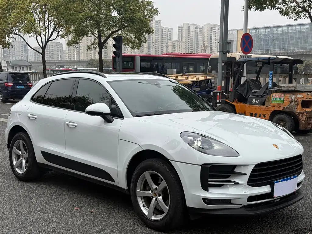 Porsche Porsche Macan 2020 Macan 2.0T 2019