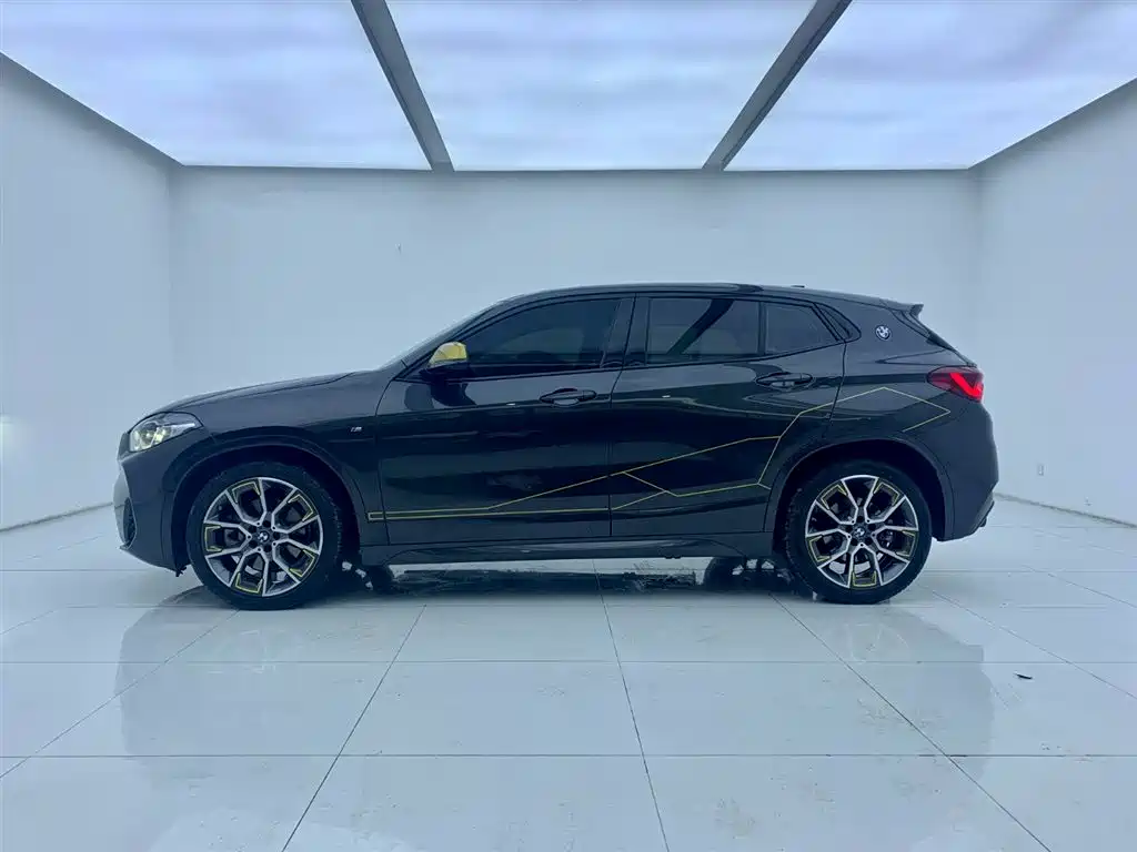 BMW BMW X2 2023 sDrive 25i M Sport Package 2023 - thumbnail 4