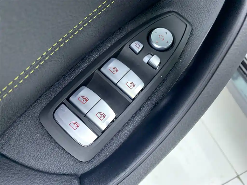 BMW BMW X2 2023 sDrive 25i M Sport Package 2023 - thumbnail 30