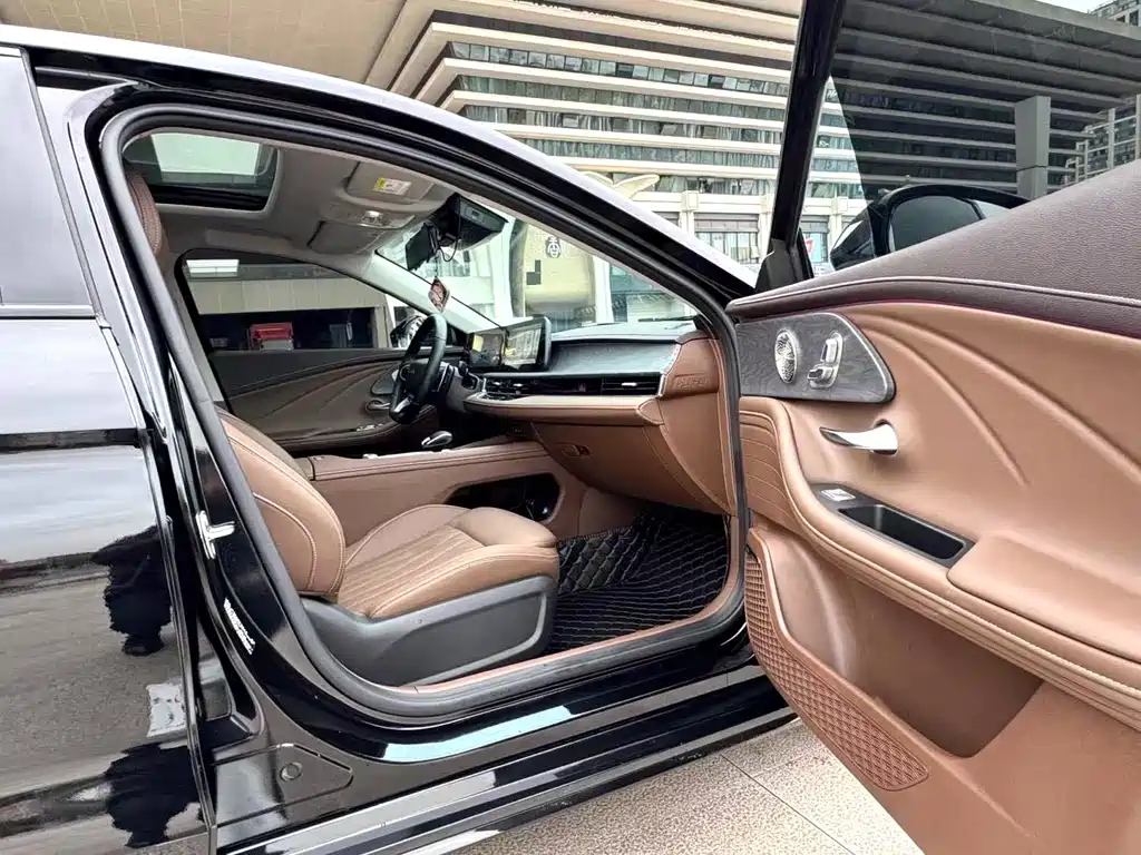 Chery Arrizo 8 2022 1.6T DCT Elegant 2022 - thumbnail 9
