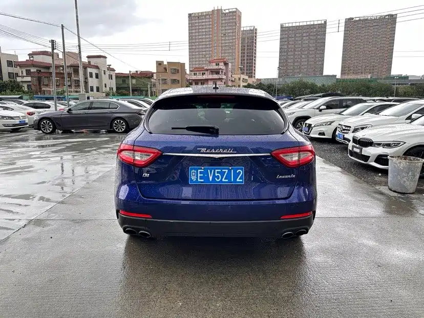 Maserati Maserati Levante 2016 3.0T Standard 2019 - thumbnail 9