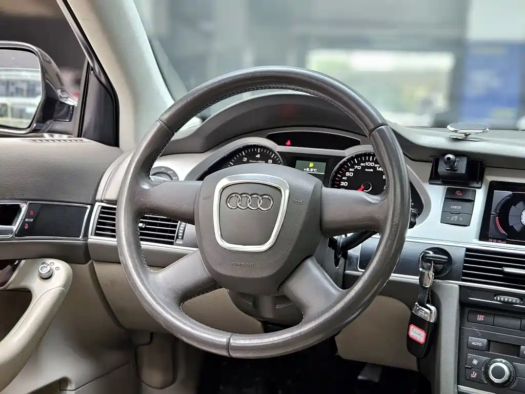 Audi Audi A6L 2011 2.0 TFSI Automatic Standard Model 2012 - thumbnail 12