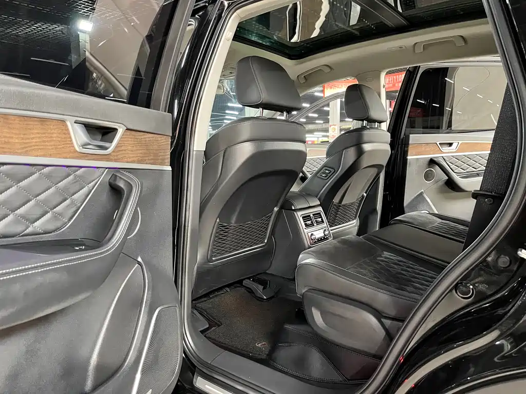 Hongqi Hongqi HS7 2022 2.0T DCT FWD Intelligent Flag Enjoyment Edition 5-seater 2023 - thumbnail 11
