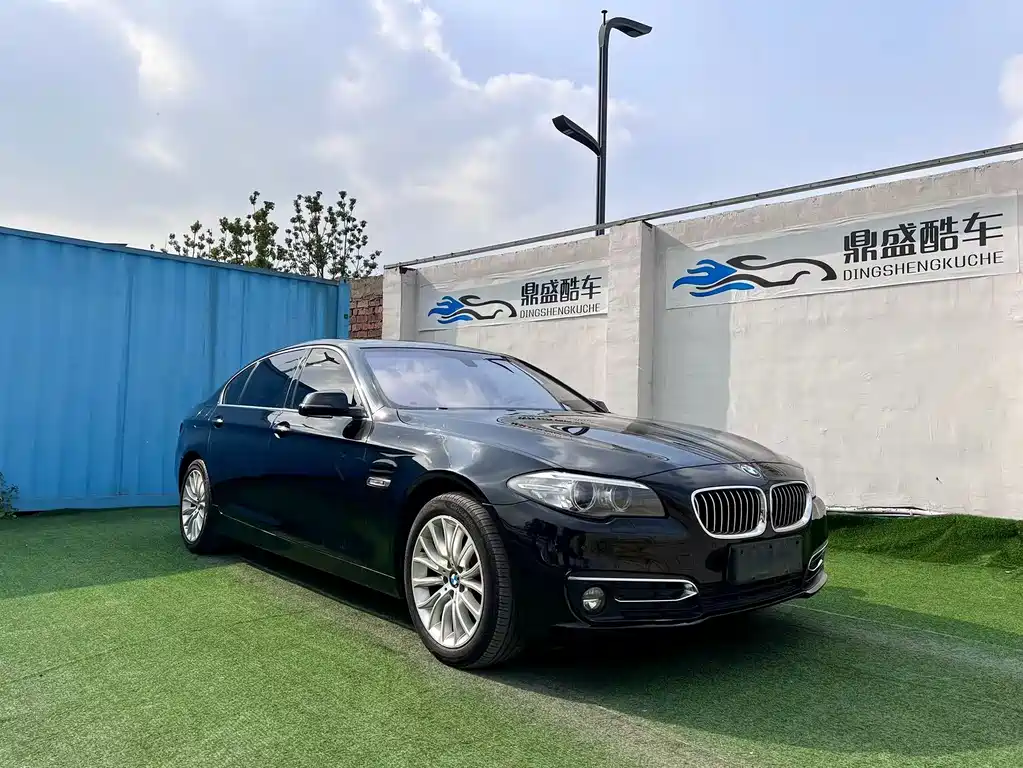 BMW BMW 5 Series 2014 525Li Luxury Design Package 2014 - thumbnail 3