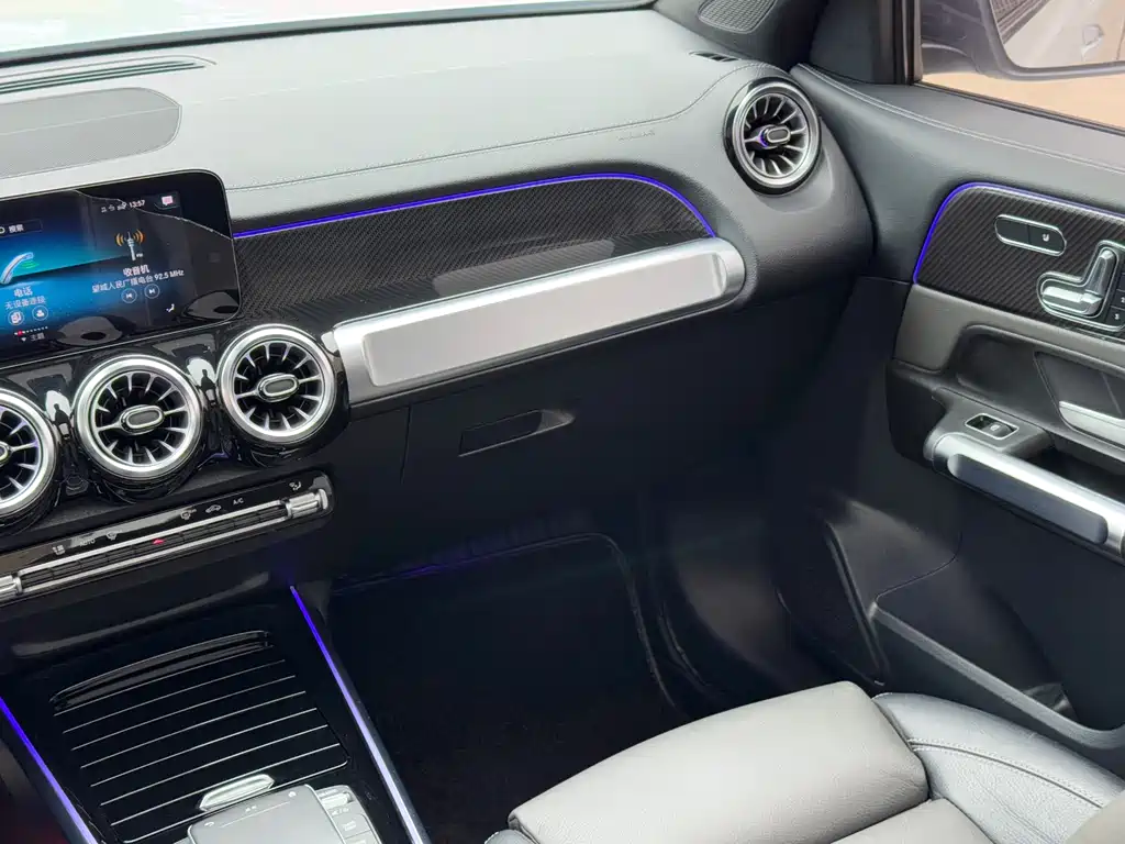 Mercedes-Benz Mercedes-Benz GLB AMG 2022 AMG GLB 35 4MATIC 2022 - thumbnail 13