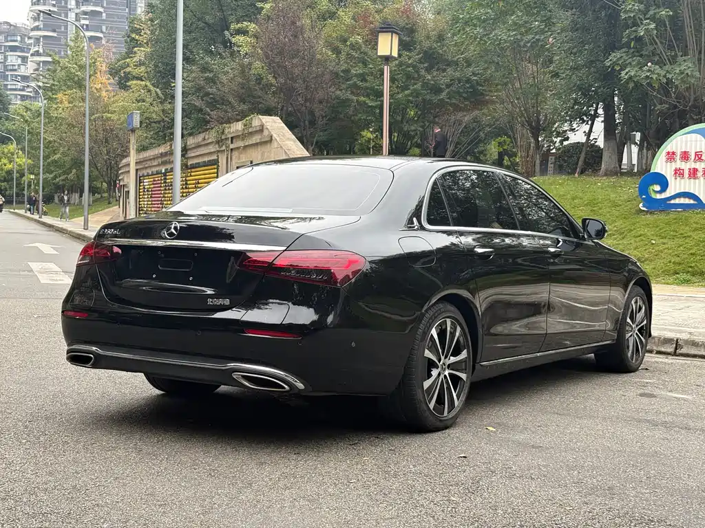 Mercedes-Benz Mercedes-Benz E-Class 2022 Model Year Facelift E 350 e L Plug-in Hybrid Sedan 2022 - thumbnail 14