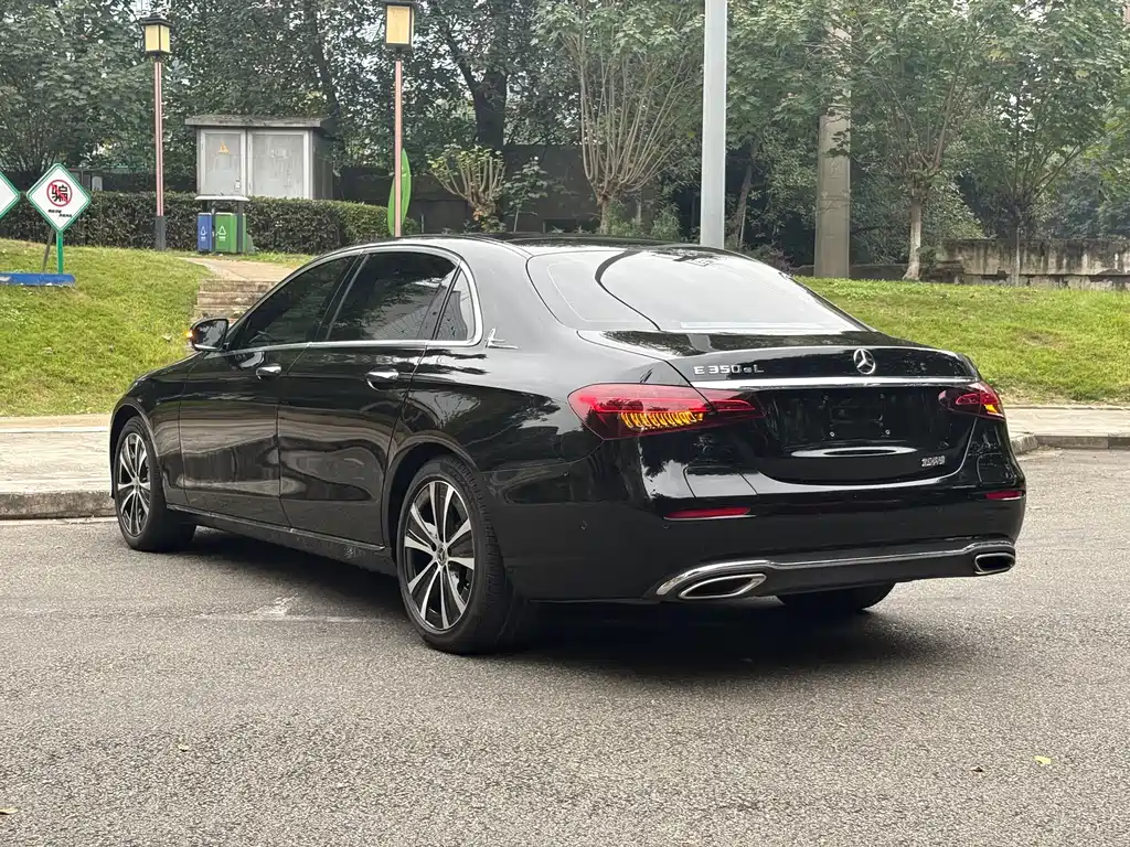 Mercedes-Benz Mercedes-Benz E-Class 2022 Model Year Facelift E 350 e L Plug-in Hybrid Sedan 2022 - thumbnail 16