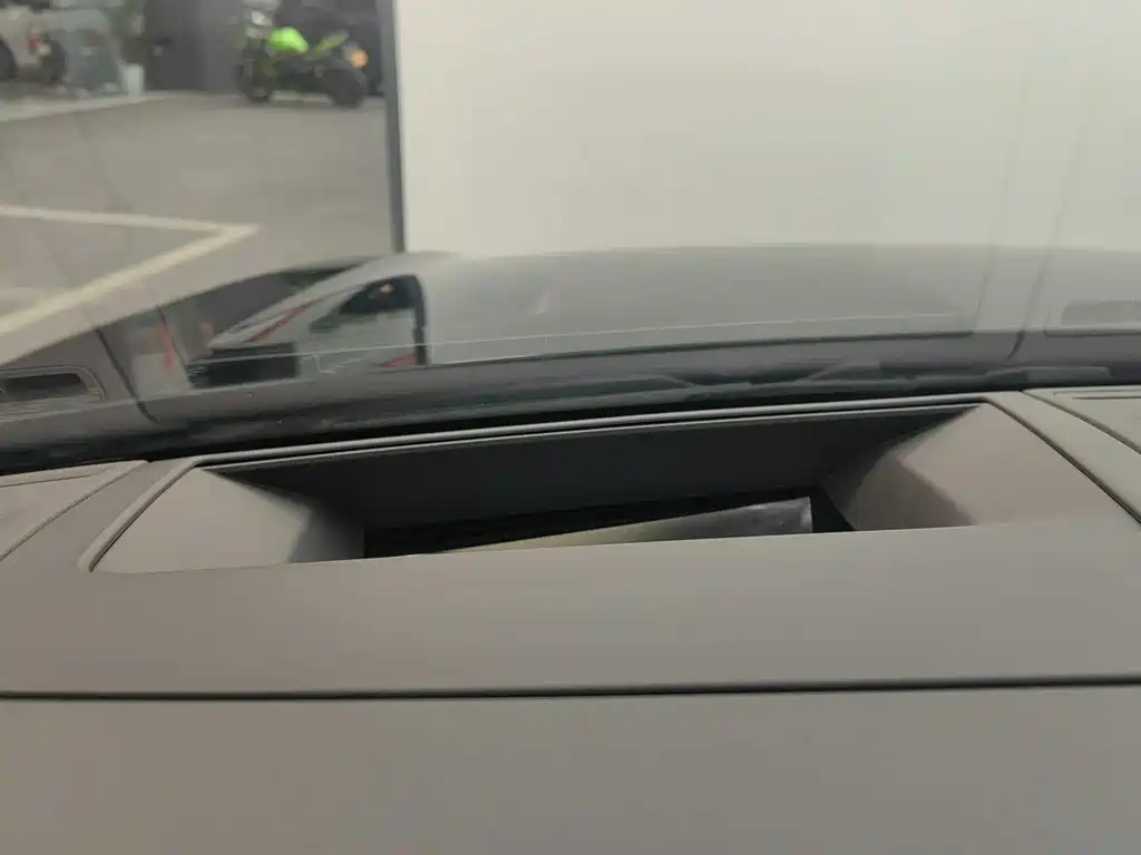 Volkswagen Volkswagen Touareg 2020 2.0TSI R-Line Edition VI 2020 - thumbnail 15