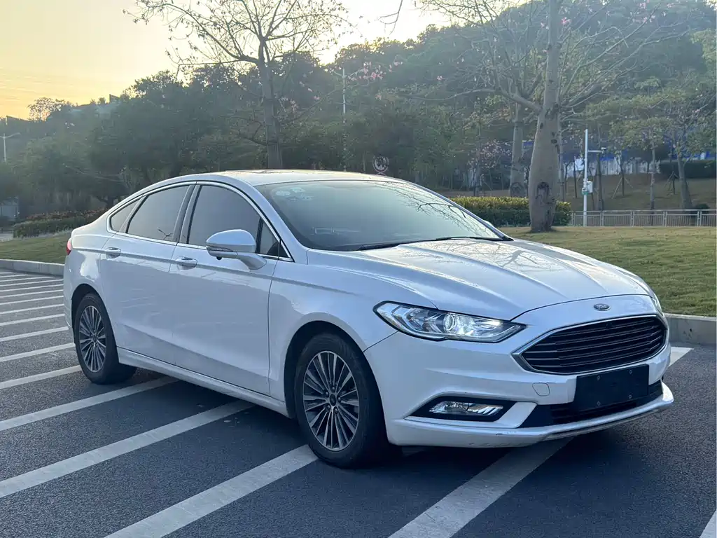 Ford Ford Mondeo New Energy 2018 2.0 PHEV Smart Edition 2018 - thumbnail 3