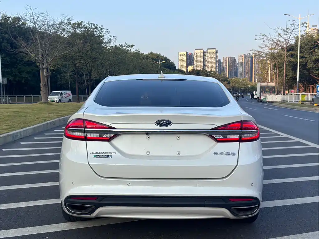 Ford Ford Mondeo New Energy 2018 2.0 PHEV Smart Edition 2018 - thumbnail 5