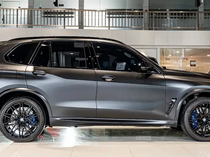 BMW BMW X5 M 2023 X5 M Thunder Edition 2024 - thumbnail 4