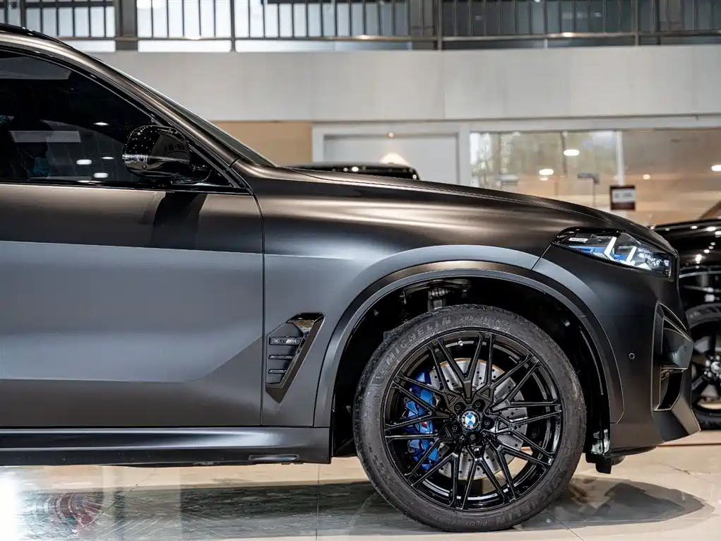 BMW BMW X5 M 2023 X5 M Thunder Edition 2024 - thumbnail 5
