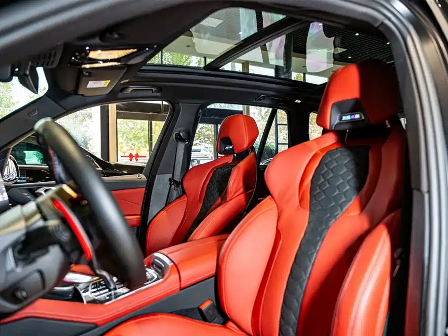 BMW BMW X5 M 2023 X5 M Thunder Edition 2024 - thumbnail 9