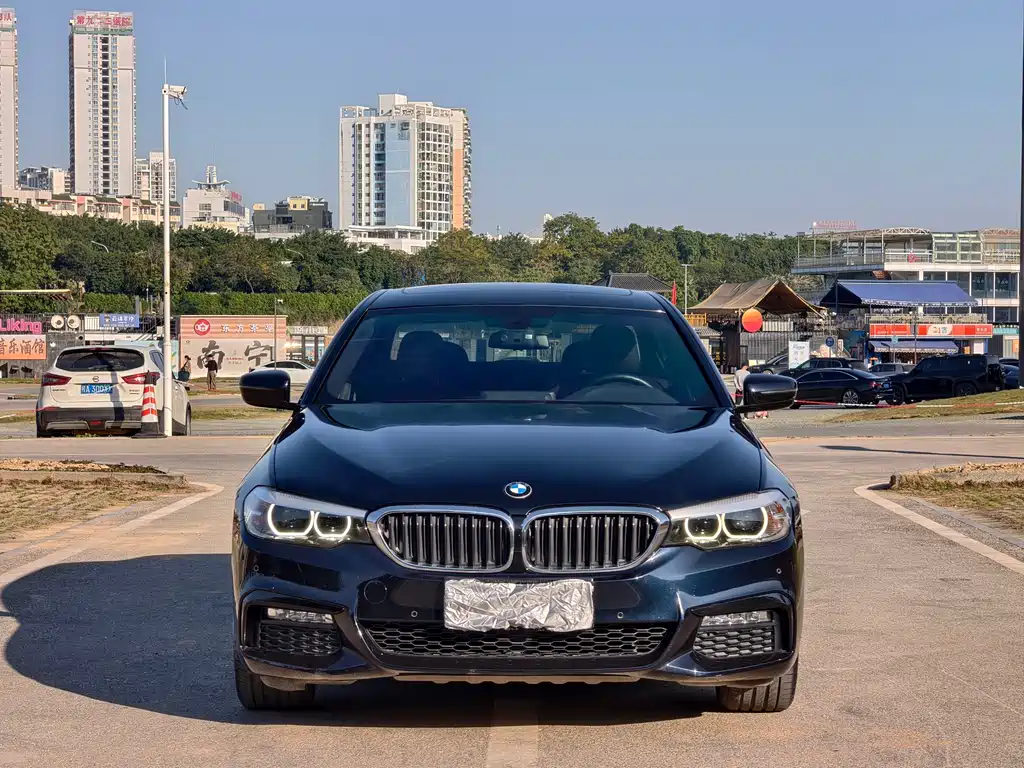 BMW BMW 5 Series 2018 530Li Leading Model M Sport Package 2018 - thumbnail 2