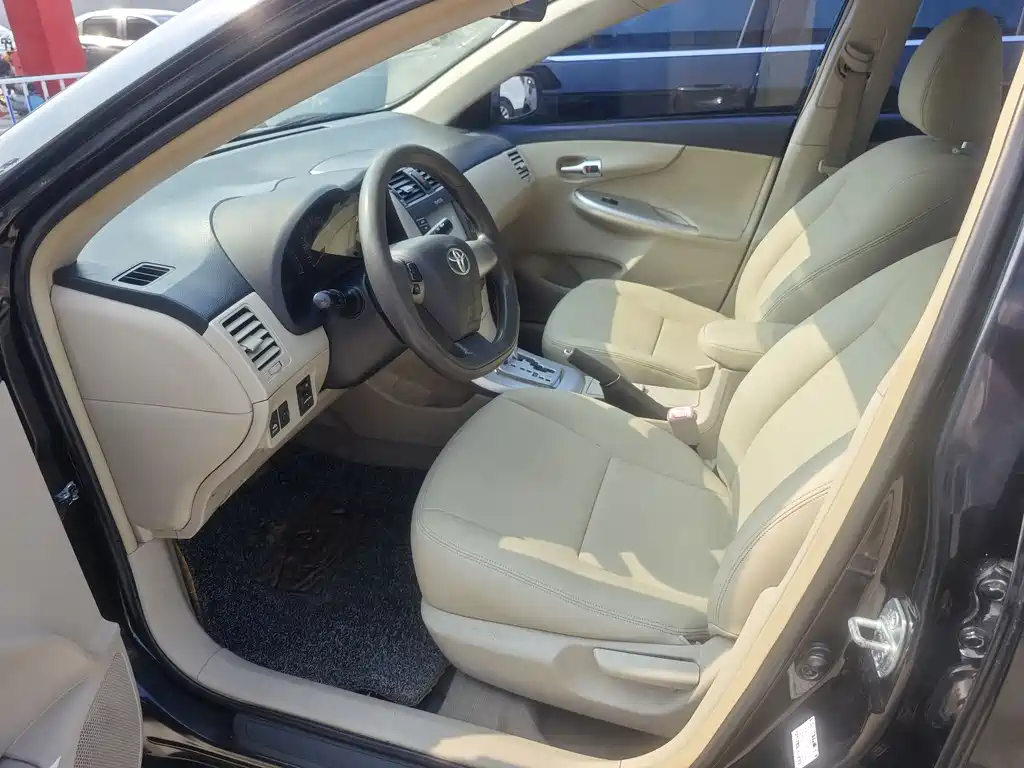 Toyota Toyota Corolla 2013 Special Edition 1.6L Automatic GL 2013 - thumbnail 8