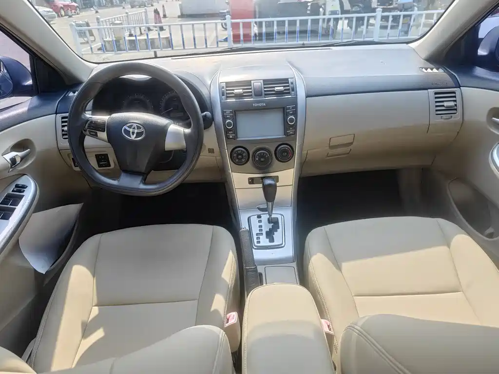 Toyota Toyota Corolla 2013 Special Edition 1.6L Automatic GL 2013 - thumbnail 9