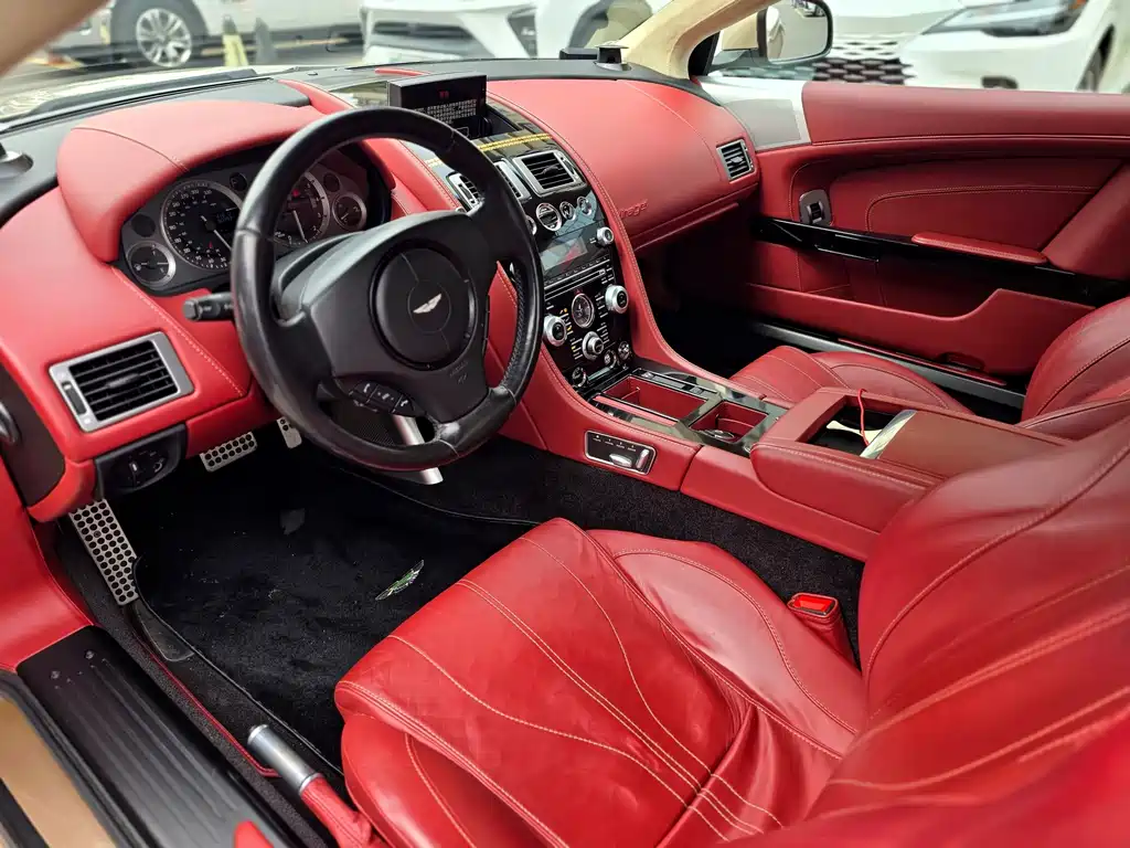 Aston Martin Aston Martin Virage 2012 6.0 Coupe 2014 - thumbnail 4