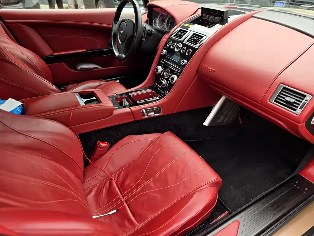 Aston Martin Aston Martin Virage 2012 6.0 Coupe 2014 - thumbnail 5