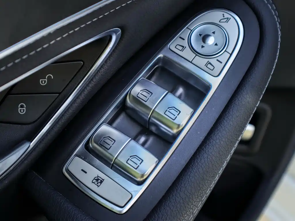 Mercedes-Benz Mercedes-Benz C-Class 2017 C 200 L Sport Edition 2017 - thumbnail 14