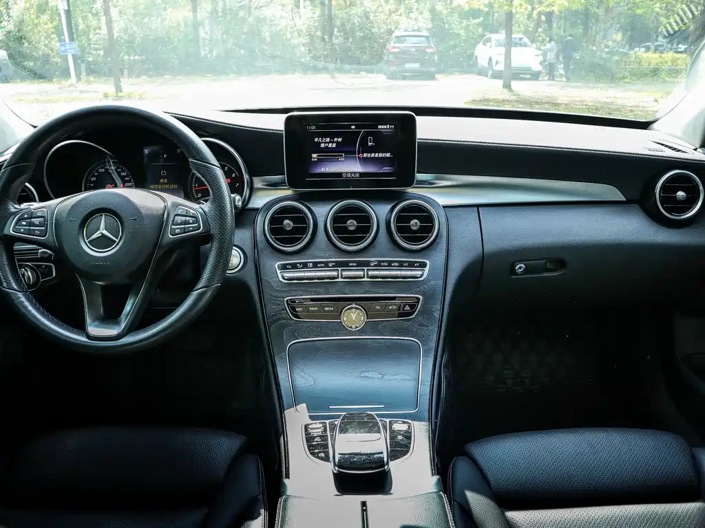 Mercedes-Benz Mercedes-Benz C-Class 2017 C 200 L Sport Edition 2017 - thumbnail 19