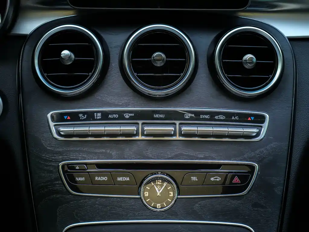 Mercedes-Benz Mercedes-Benz C-Class 2017 C 200 L Sport Edition 2017 - thumbnail 21