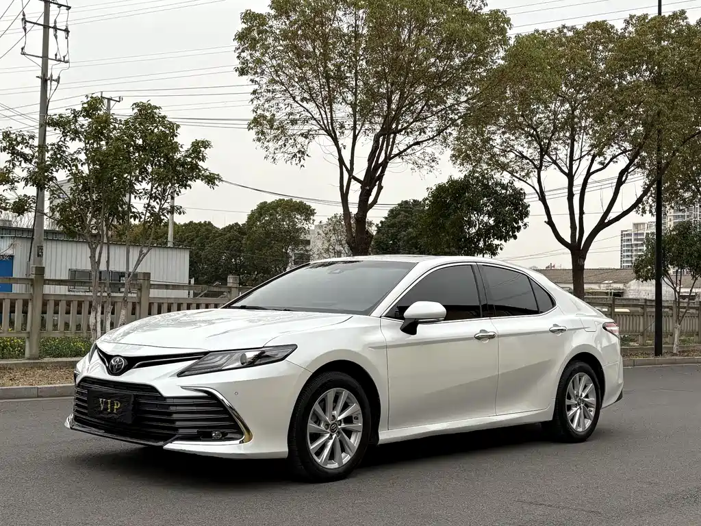 Toyota Toyota Camry 2021 2.0G Luxury Edition 2022 - thumbnail 2
