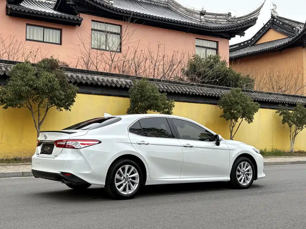 Toyota Toyota Camry 2021 2.0G Luxury Edition 2022 - thumbnail 6