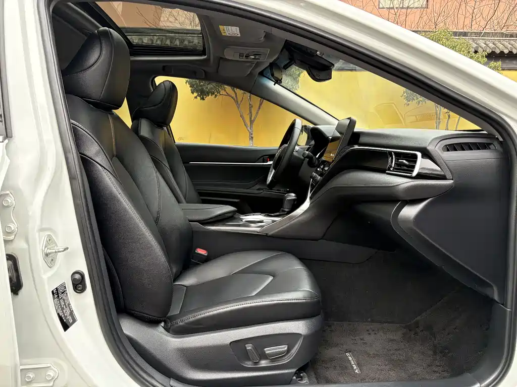 Toyota Toyota Camry 2021 2.0G Luxury Edition 2022 - thumbnail 14
