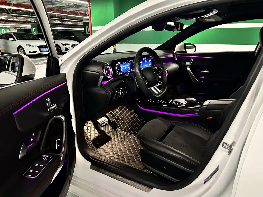 Mercedes-Benz Mercedes-Benz A-Class 2023 A 200 L Fashion Edition 2023 - thumbnail 7