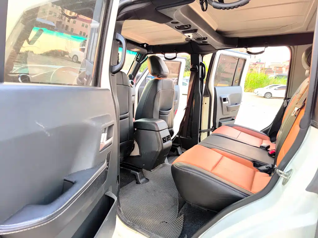 Beijing Off-Road Beijing Off-road BJ40 2016 40L 2.0T Manual 2WD Luxury Edition 2018 - thumbnail 7