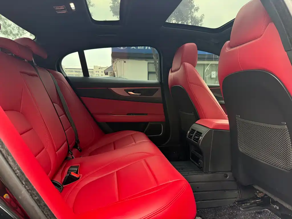Jaguar Jaguar XEL 2021 2.0T 250PS Black Sport Edition 2021 - thumbnail 14