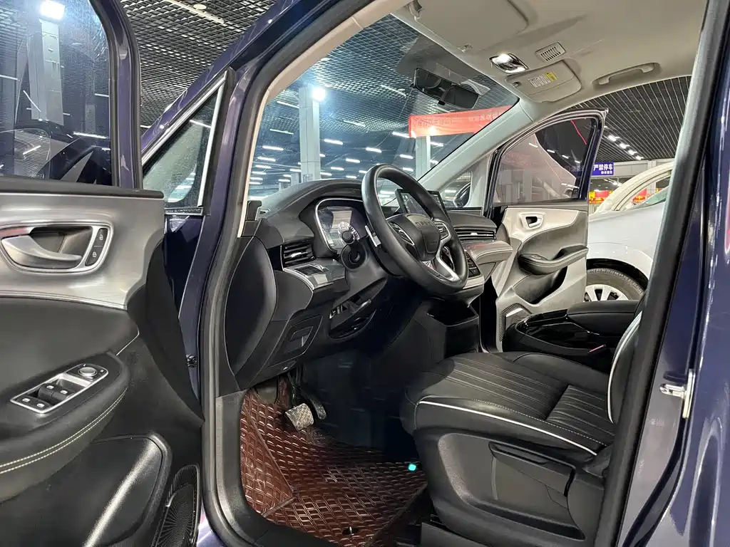 Roewe Roewe iMAX8 2023 400TGI Premium Edition 2023 - thumbnail 7