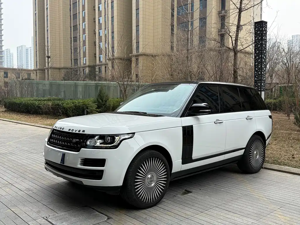 Land Rover Range Rover 2017 3.0 SC V6 Vogue Edition 2018 - thumbnail 2