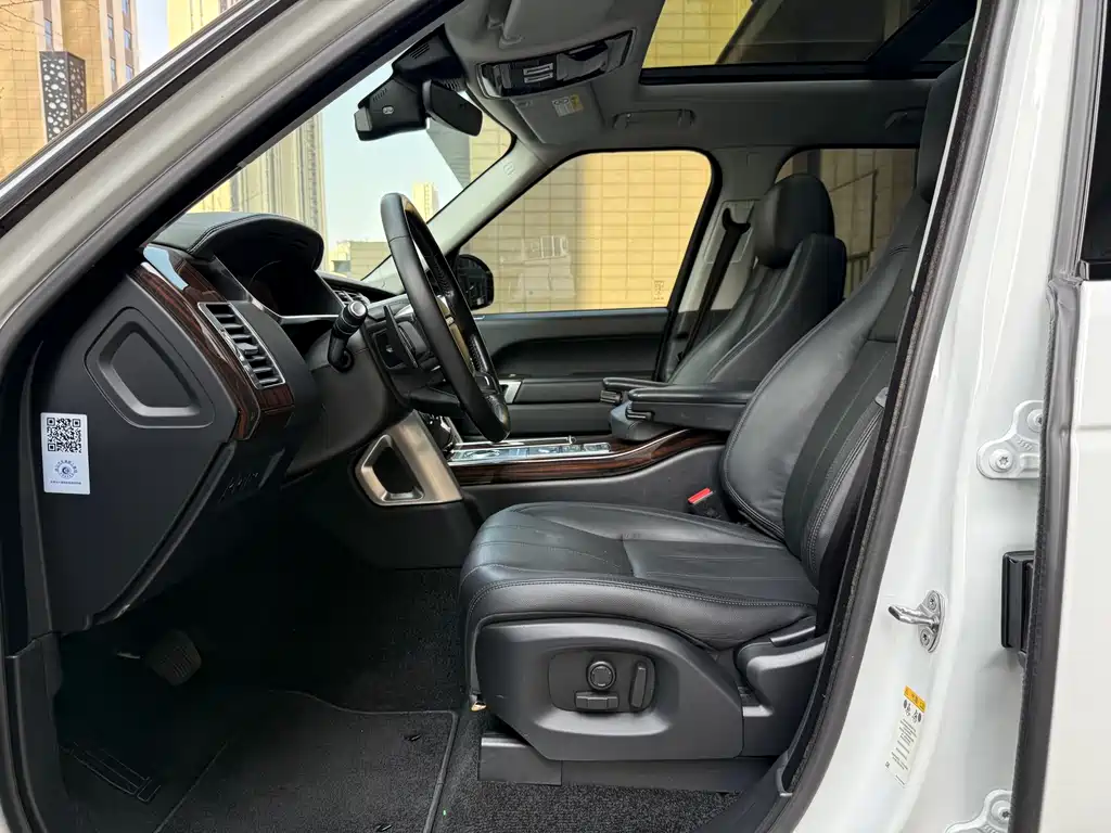 Land Rover Range Rover 2017 3.0 SC V6 Vogue Edition 2018 - thumbnail 10