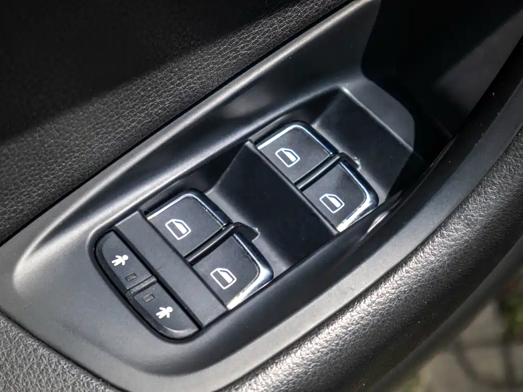 Audi Audi A6L 2017 30 FSI Comfort Line 2016 - thumbnail 15