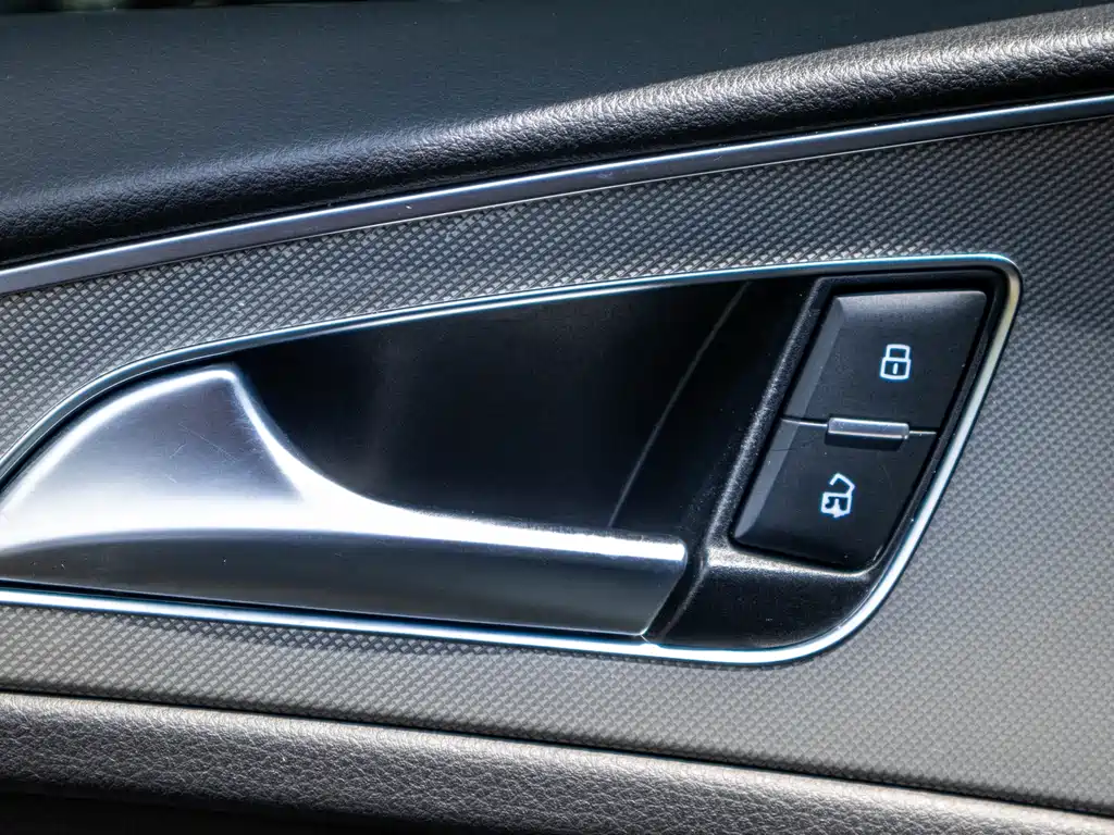 Audi Audi A6L 2017 30 FSI Comfort Line 2016 - thumbnail 17