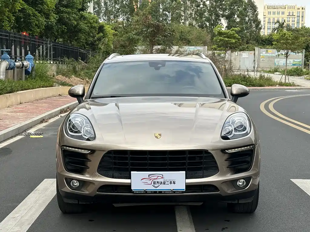 Porsche Porsche Macan 2017 Macan 2.0T 2018 - thumbnail 2