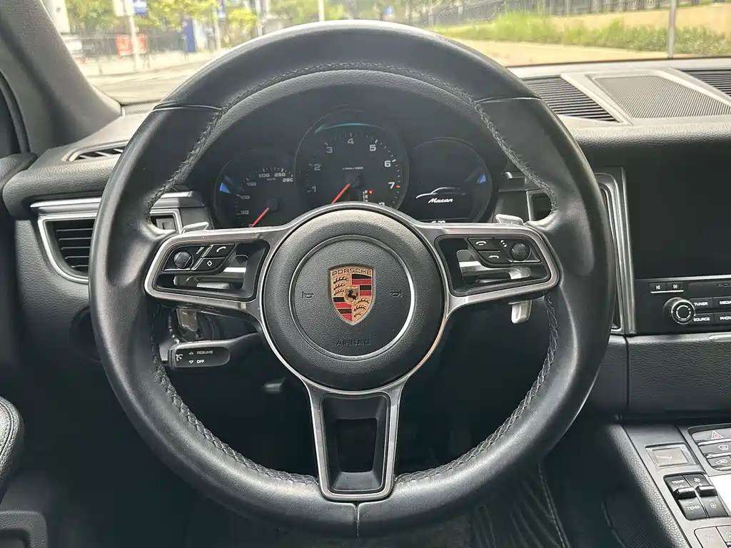 Porsche Porsche Macan 2017 Macan 2.0T 2018 - thumbnail 12