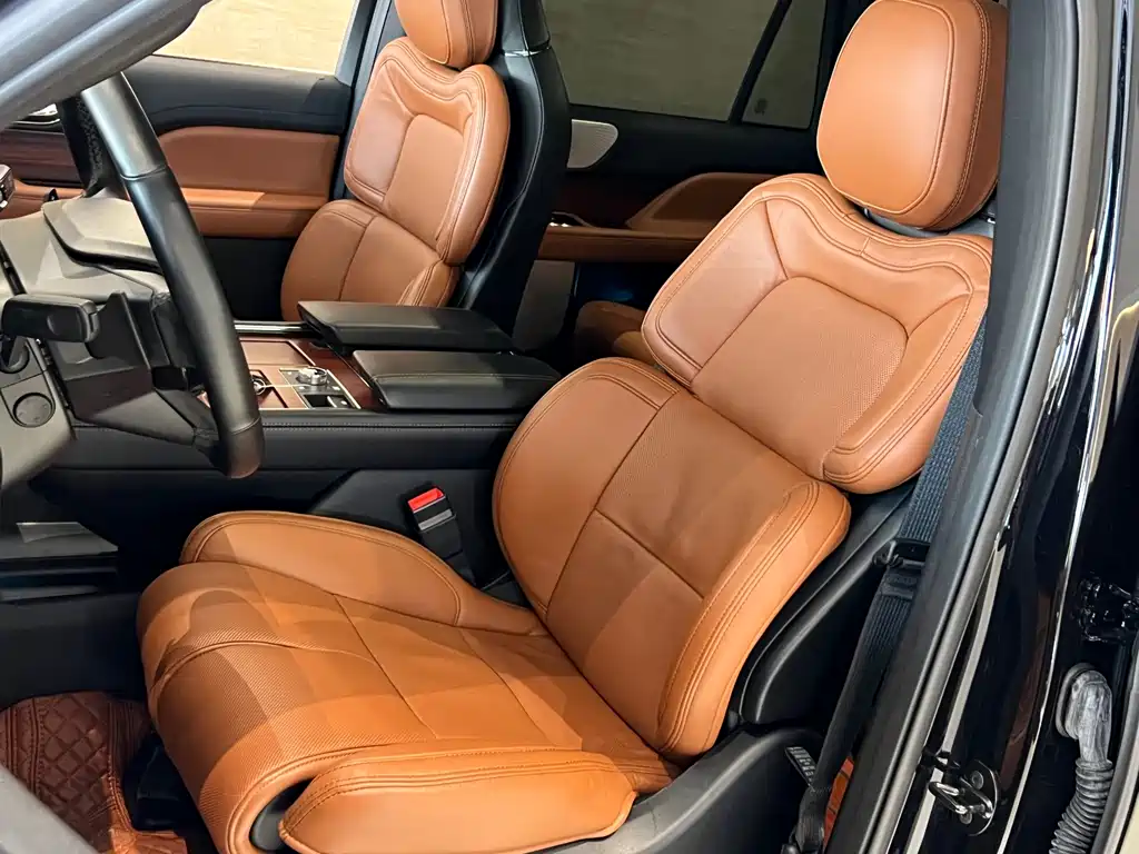 Lincoln Navigator 2020 3.5T Select Edition 2020 - thumbnail 9
