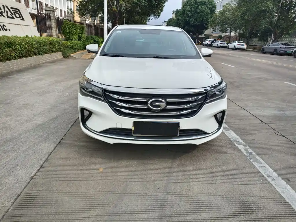 GAC Trumpchi GAC GA4 2018 200T Automatic Luxury Edition 2018 - thumbnail 2