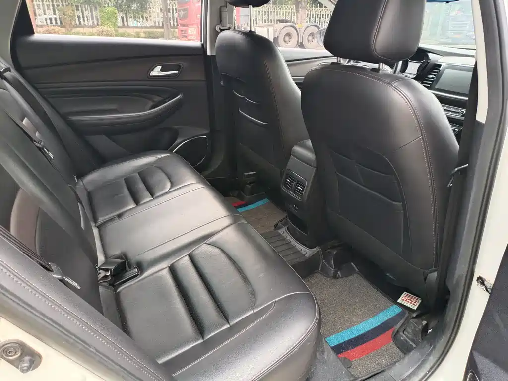 GAC Trumpchi GAC GA4 2018 200T Automatic Luxury Edition 2018 - thumbnail 5