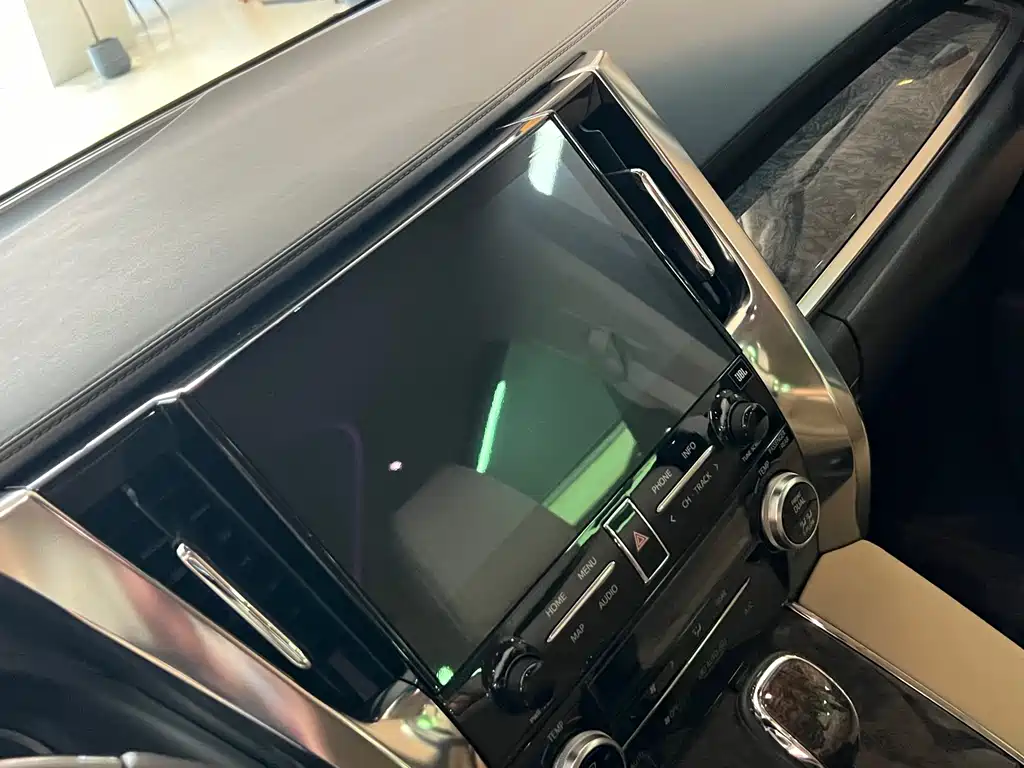 Toyota Alphard 2021 Model Hybrid 2.5L Executive Version 2021 - thumbnail 13