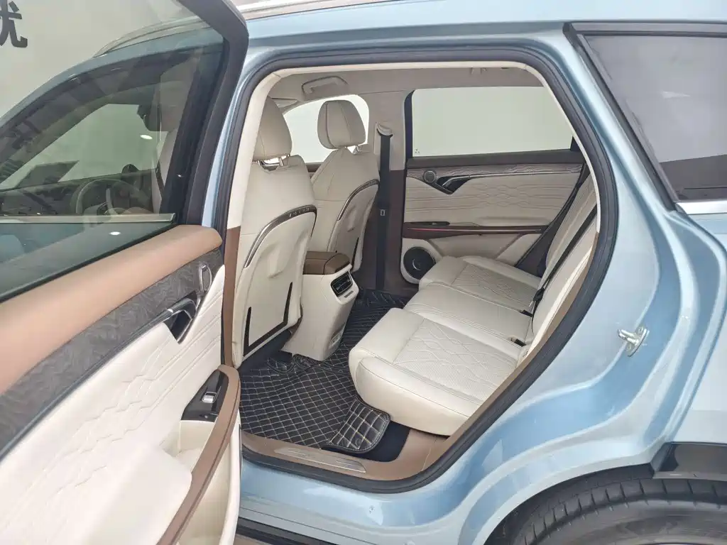 Lantu Automobile Lantu FREE 2021 Model Four-Wheel Drive Extended-Range First Edition Commemorative Version 2021 - thumbnail 4