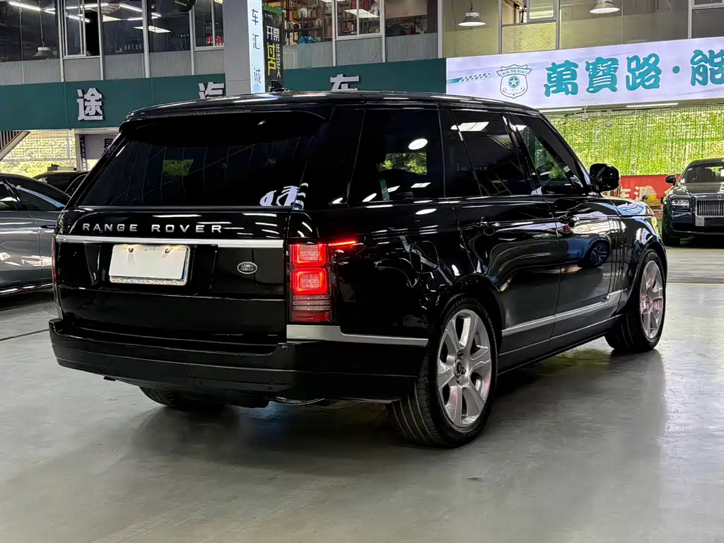 Land Rover Range Rover 2017 3.0 SC V6 Vogue 2017 - thumbnail 3