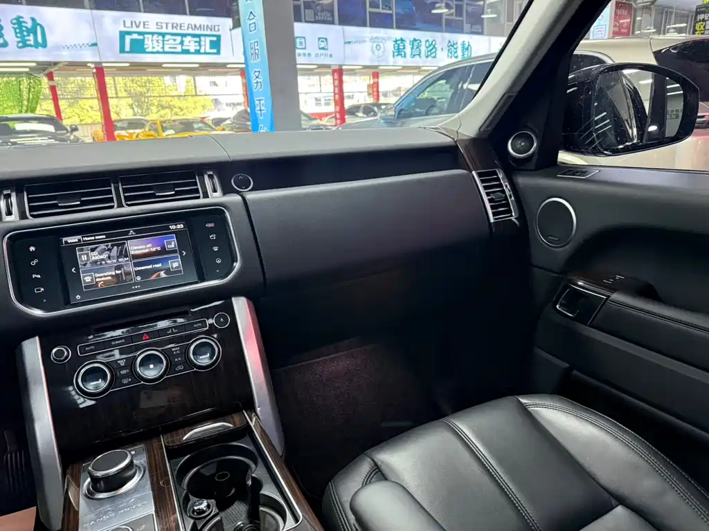 Land Rover Range Rover 2017 3.0 SC V6 Vogue 2017 - thumbnail 11
