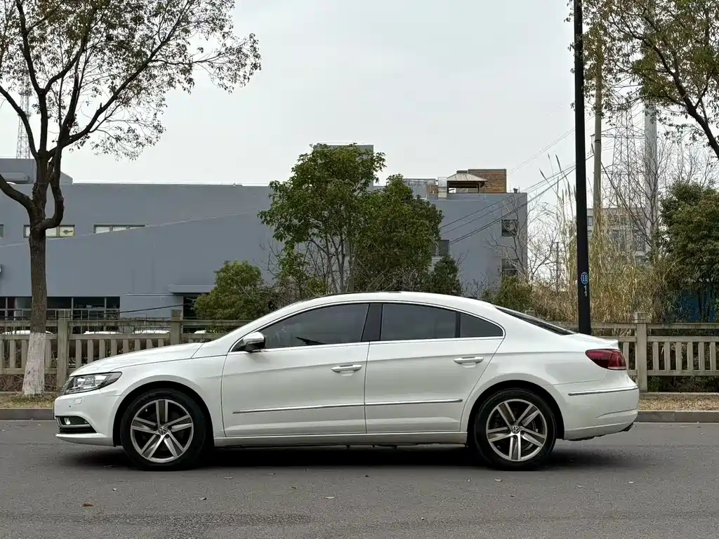Volkswagen Volkswagen CC 2016 1.8TSI Luxury Edition 2017 - thumbnail 7
